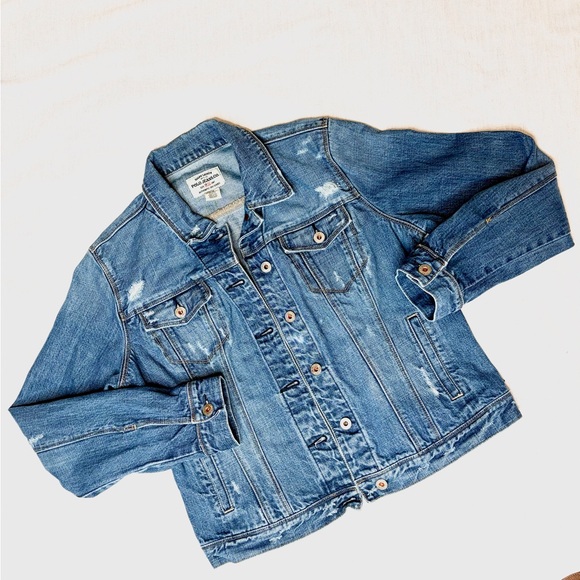 Ralph Lauren Polo Distressed Blue Denim Trucker Jacket (A) - Picture 3 of 15